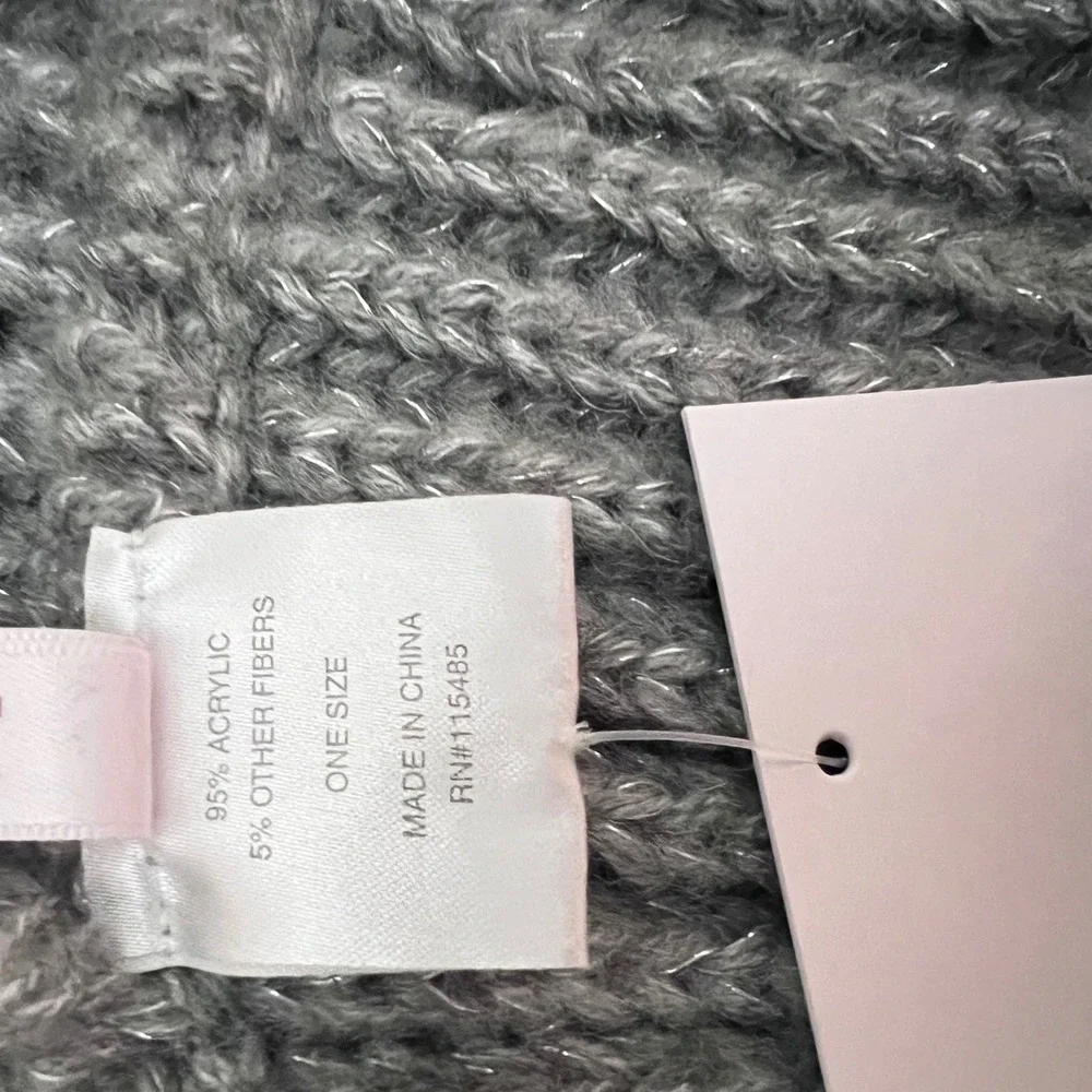 NWT Lauren Conrad women Knit Infinity Scarf Loop Gray Silver Metallic minimalist